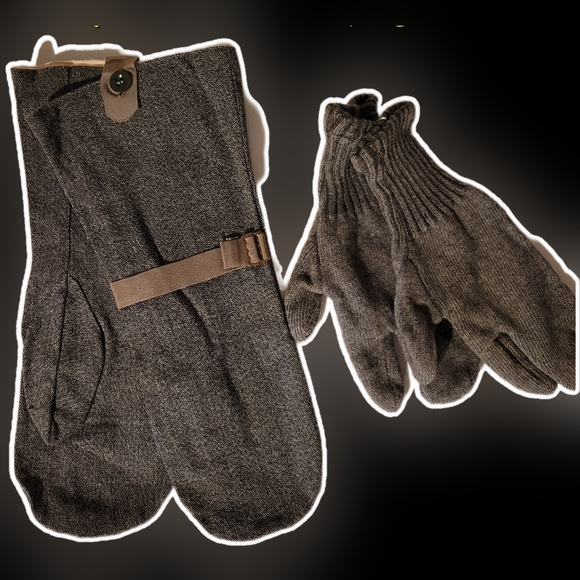 Bundled Vintage Swiss army mittens AND trigger finger gloves - 2 for 1 price - Picture 9 of 9